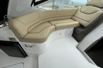 Thumbnail von Cruisers Yachts 350 Express