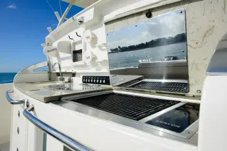 Thumbnail von Boston Whaler 420 Outrage