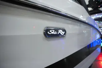 Thumbnail von Sea Ray SLX 260 Surf