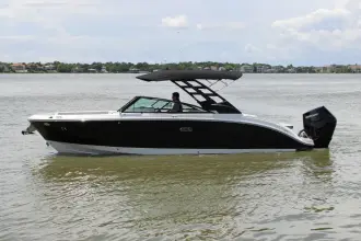 Sea Ray SDX 270 Outboard