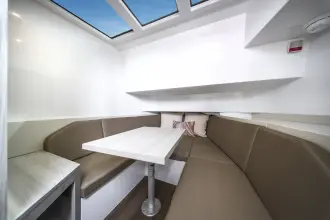 Thumbnail von Cruisers Yachts 38 VTR EC