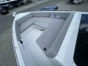 Thumbnail von Cruisers Yachts 38 VTR EC