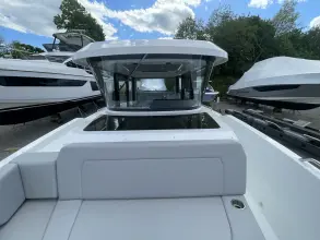 Thumbnail von Cruisers Yachts 38 VTR EC