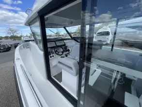 Thumbnail von Cruisers Yachts 38 VTR EC