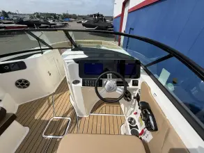 Thumbnail von Sea Ray SDX 230 Surf