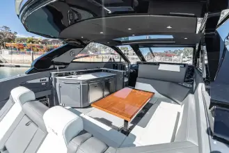 Thumbnail von Cruisers Yachts 42 GLS