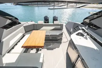 Thumbnail von Cruisers Yachts 42 GLS