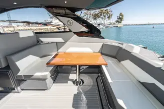 Thumbnail von Cruisers Yachts 42 GLS