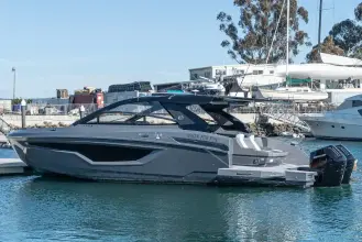 Thumbnail von Cruisers Yachts 42 GLS