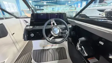 Thumbnail von Sea Ray SLX 280 Außenborder