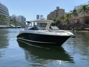 Thumbnail von Sea Ray SLX 350 Außenborder