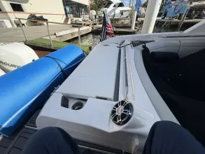 Thumbnail von Sea Ray SLX 350 Außenborder