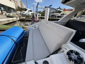 Thumbnail von Sea Ray SLX 350 Außenborder