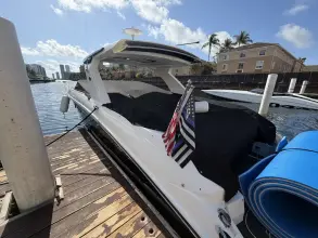 Thumbnail von Sea Ray SLX 350 Außenborder