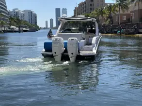 Thumbnail von Sea Ray SLX 350 Außenborder