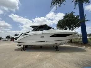 Sea Ray Sundancer 320