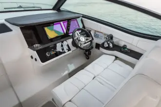 Thumbnail von Sea Ray Sundancer 320