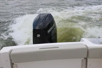 Thumbnail von Boston Whaler 240 Vantage