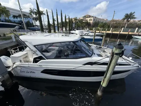 Aquila 36 Sport