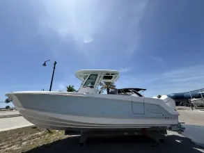 Boston Whaler 280 Outrage