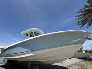 Thumbnail von Boston Whaler 280 Outrage
