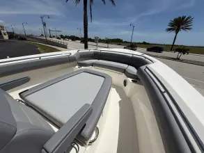 Thumbnail von Boston Whaler 280 Outrage