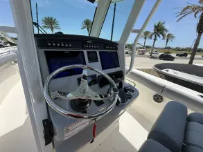 Thumbnail von Boston Whaler 280 Outrage