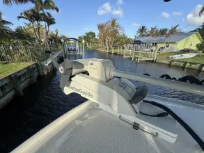 Thumbnail von Boston Whaler 250 Dauntless