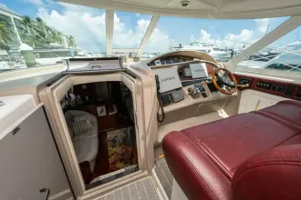 Thumbnail von Sea Ray 480 Motor Yacht Annas Cabana