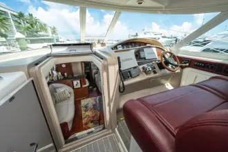 Thumbnail von Sea Ray 480 Motor Yacht Annas Cabana