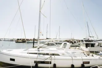 Thumbnail von Beneteau Oceanis 51.1