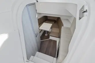 Thumbnail von Cruisers Yachts 38 VTR EC