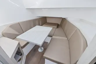 Thumbnail von Cruisers Yachts 38 VTR EC