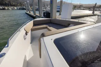Thumbnail von Cruisers Yachts 38 VTR EC