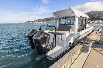Thumbnail von Cruisers Yachts 38 VTR EC