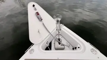 Thumbnail von Cruisers Yachts 38 VTR EC