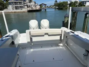 Thumbnail von Boston Whaler 270 Vantage
