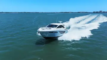 Thumbnail von Cruisers Yachts 50 Cantius