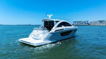 Thumbnail von Cruisers Yachts 50 Cantius