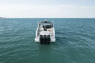 Thumbnail von Cruisers Yachts 50 GLS OB