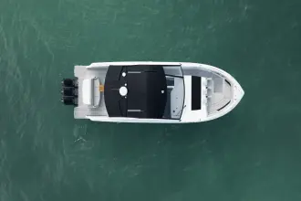 Thumbnail von Cruisers Yachts 50 GLS OB
