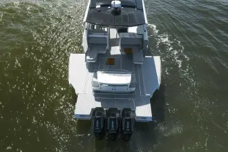Thumbnail von Cruisers Yachts 50 GLS OB