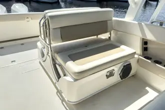 Thumbnail von Boston Whaler 320 Vantage