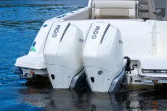 Thumbnail von Boston Whaler 320 Vantage