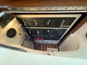 Thumbnail von Tiara Yachts 4200 Open Sachschaden