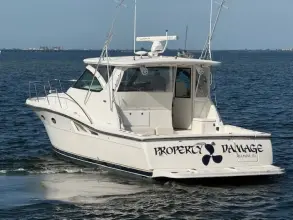 Thumbnail von Tiara Yachts 4200 Open Sachschaden