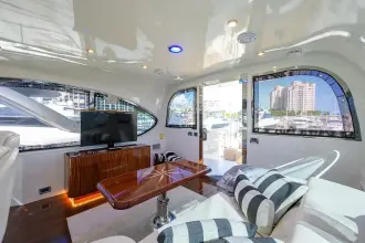 Thumbnail von Lazzara Yachts 68