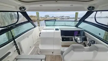 Thumbnail von Sea Ray 320 Sundancer Außenborder