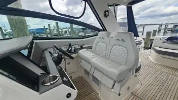 Thumbnail von Sea Ray 320 Sundancer Außenborder