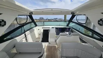 Thumbnail von Sea Ray 320 Sundancer Außenborder